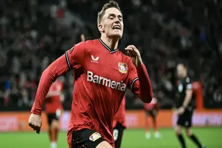 Florian Wirtz Bakalan Cabut, Bayer Leverkusen Mengincar Justin Kluivert Sebagai Pengganti